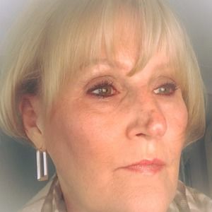 Meet your Posher, Lynne